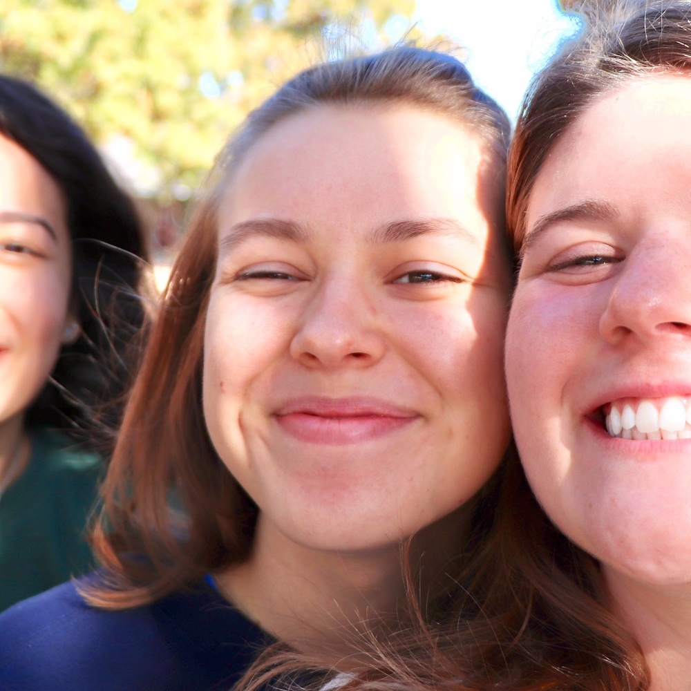 Meet your Posher, Eva